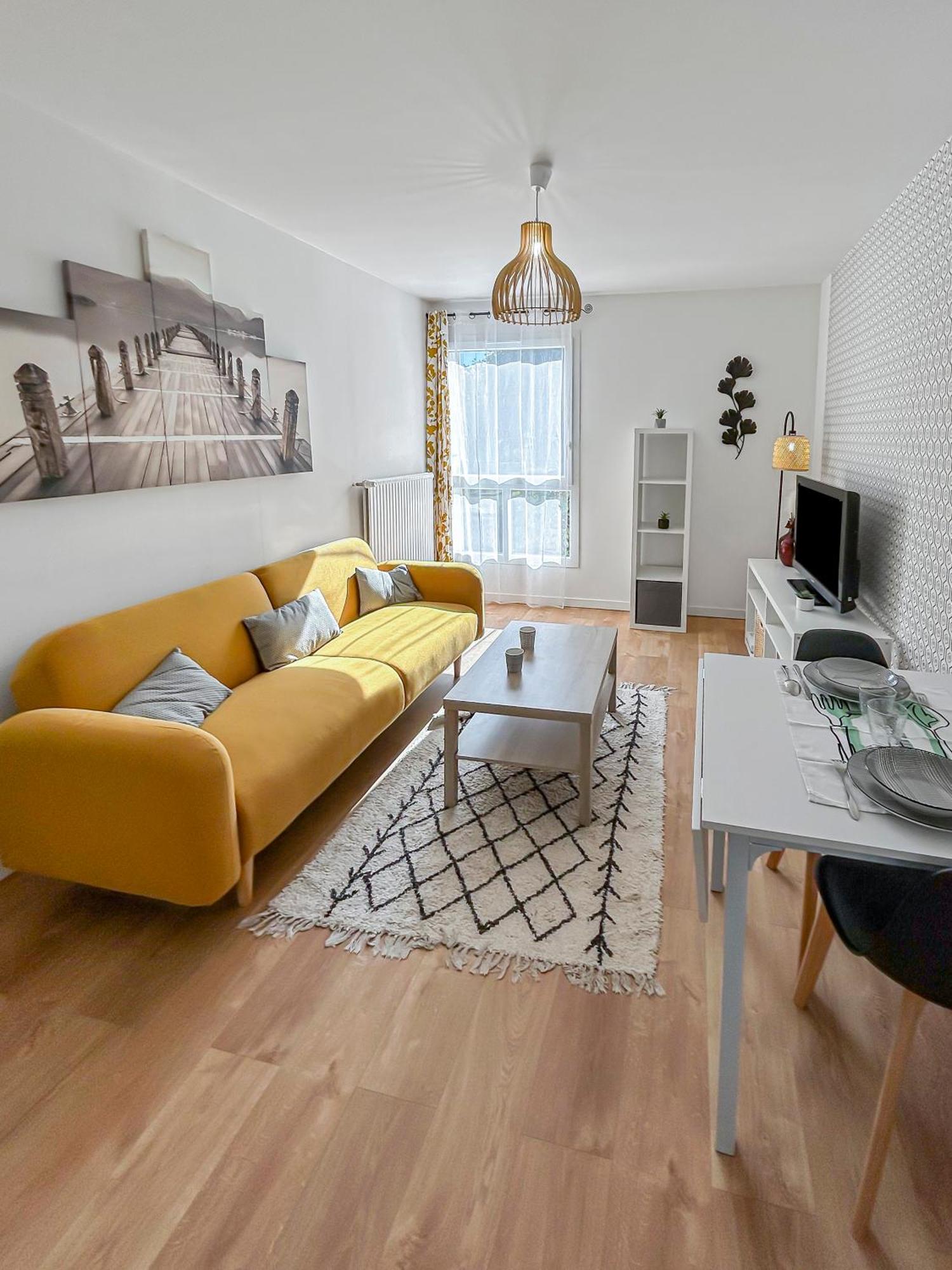 Appartement Lumineux, Wi-Fi Et Parking Prive Niort Exterior foto