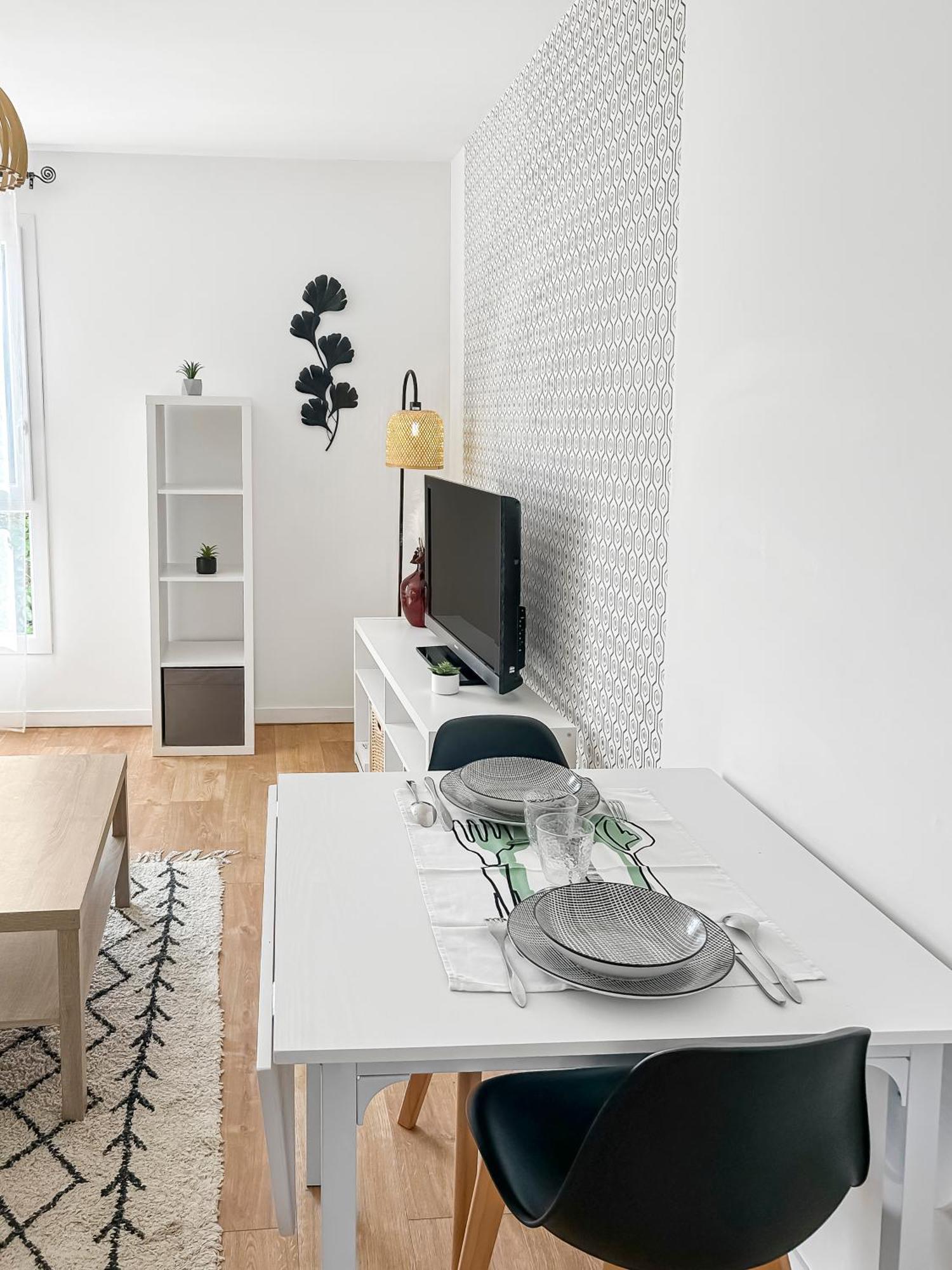 Appartement Lumineux, Wi-Fi Et Parking Prive Niort Exterior foto